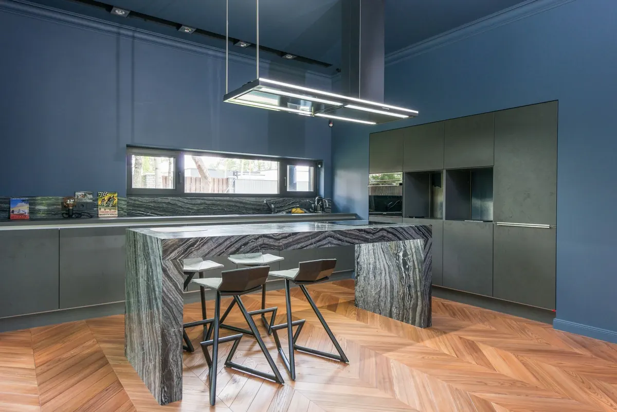 A Checklist for Layering Kitchen Lighting